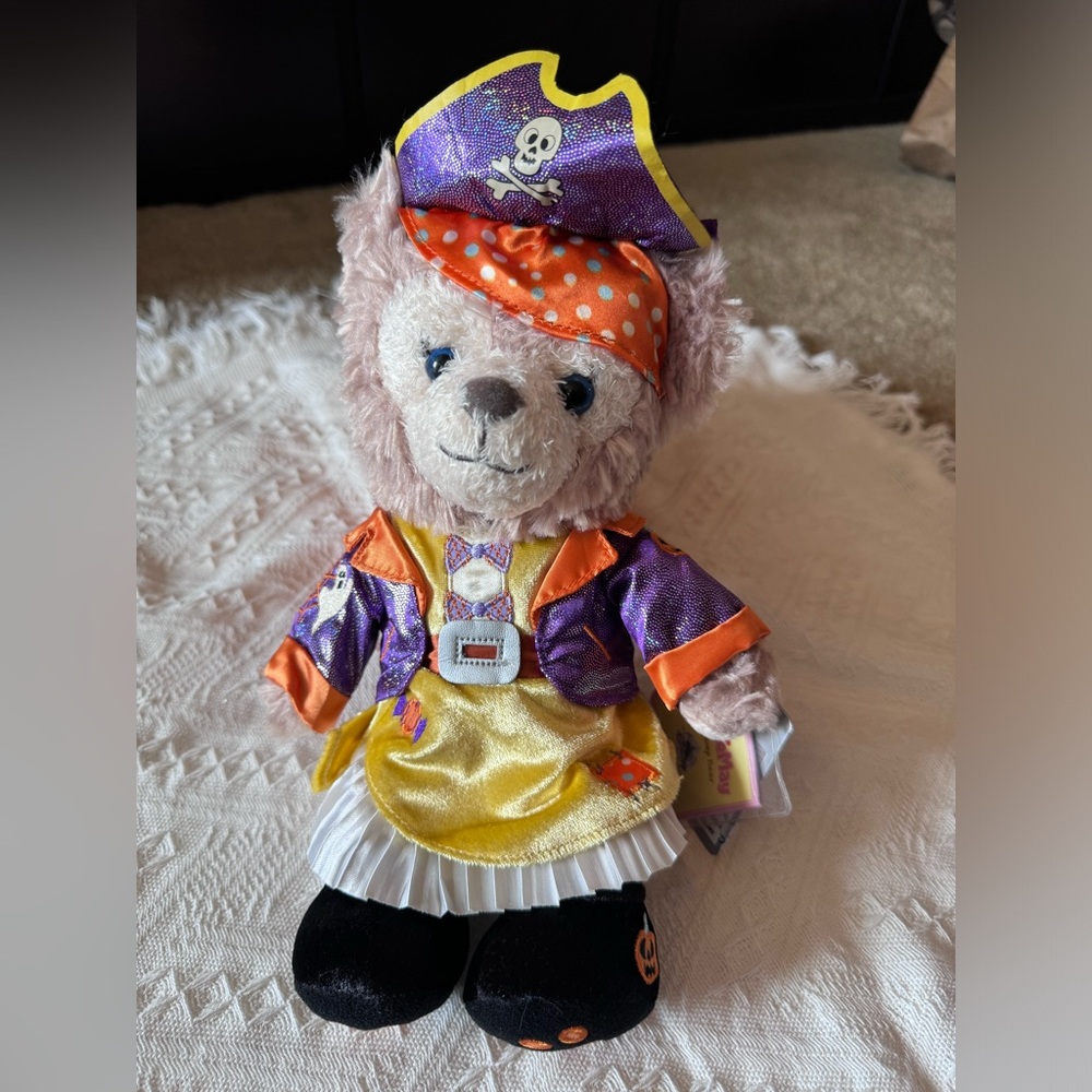 Shellie May a Disney friend of Duffy